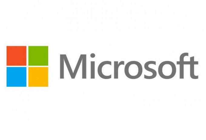 Kāpēc Microsoft pirmo reizi 25 gadu laikā mainīja savu logotipu?